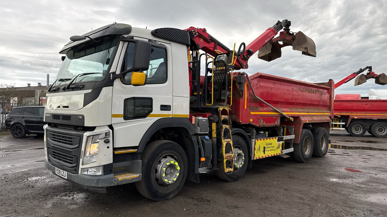 Volvo FM 410 - Camión volquete, Camión grúa: foto 2 Volvo FM 410 - Camión volquete, Camión grúa: foto 2