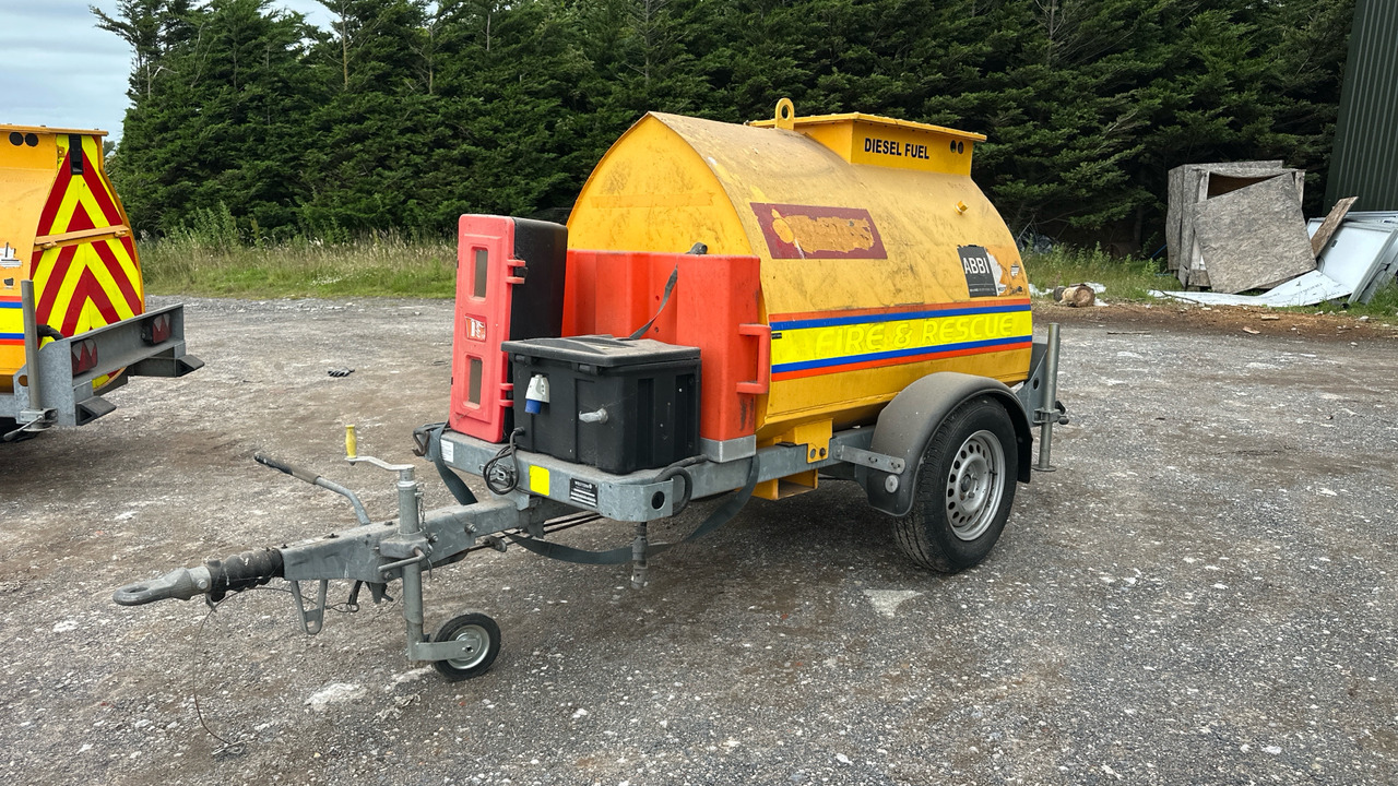 WESTERN FUEL BOWSER 210A - Equipo de construcción: foto 3 WESTERN FUEL BOWSER 210A - Equipo de construcción: foto 3