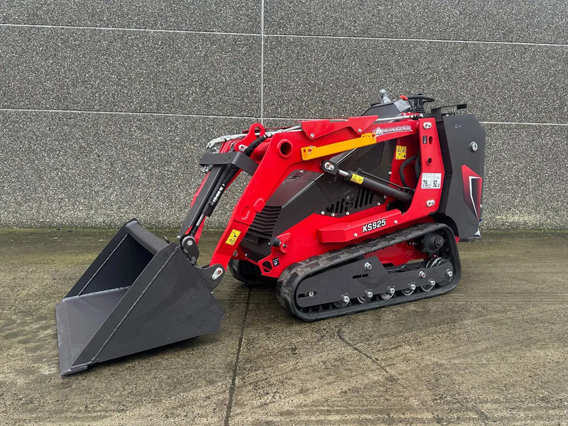 Rhinoceros KS925 - Bulldozer: foto 1 Rhinoceros KS925 - Bulldozer: foto 1