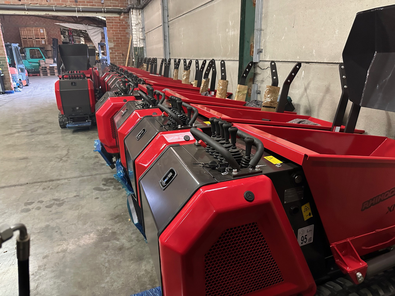 Minidumper nuevo Rhinoceros XN800: foto 10