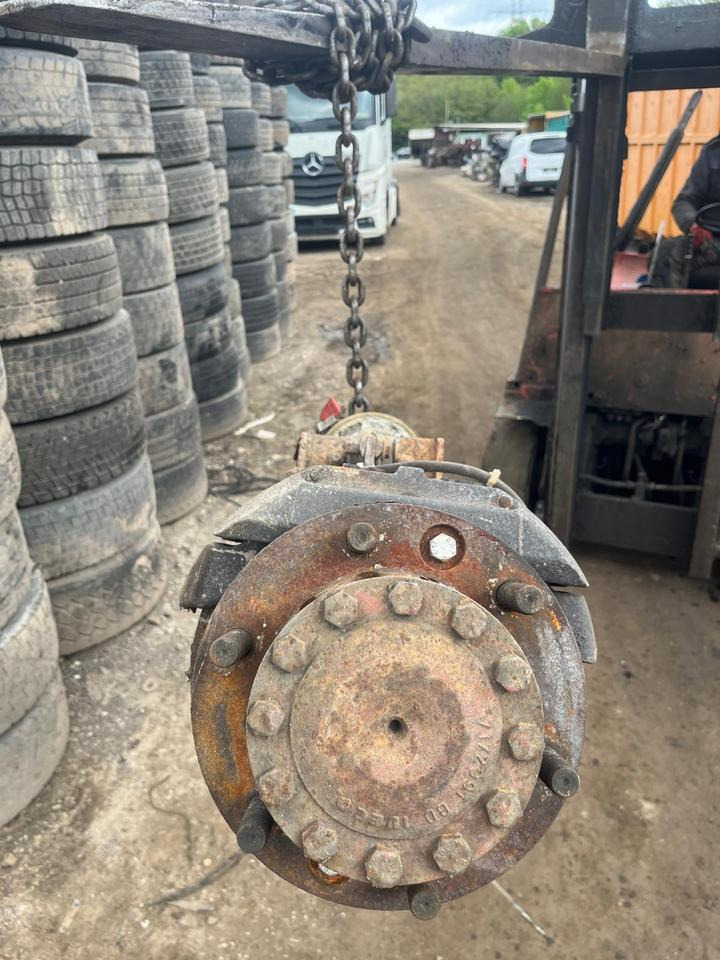 IVECO 7,5t 2003 Hinterachse 13/43 Differential 7172797 - Eje posterior para Camión: foto 4 IVECO 7,5t 2003 Hinterachse 13/43 Differential 7172797 - Eje posterior para Camión: foto 4