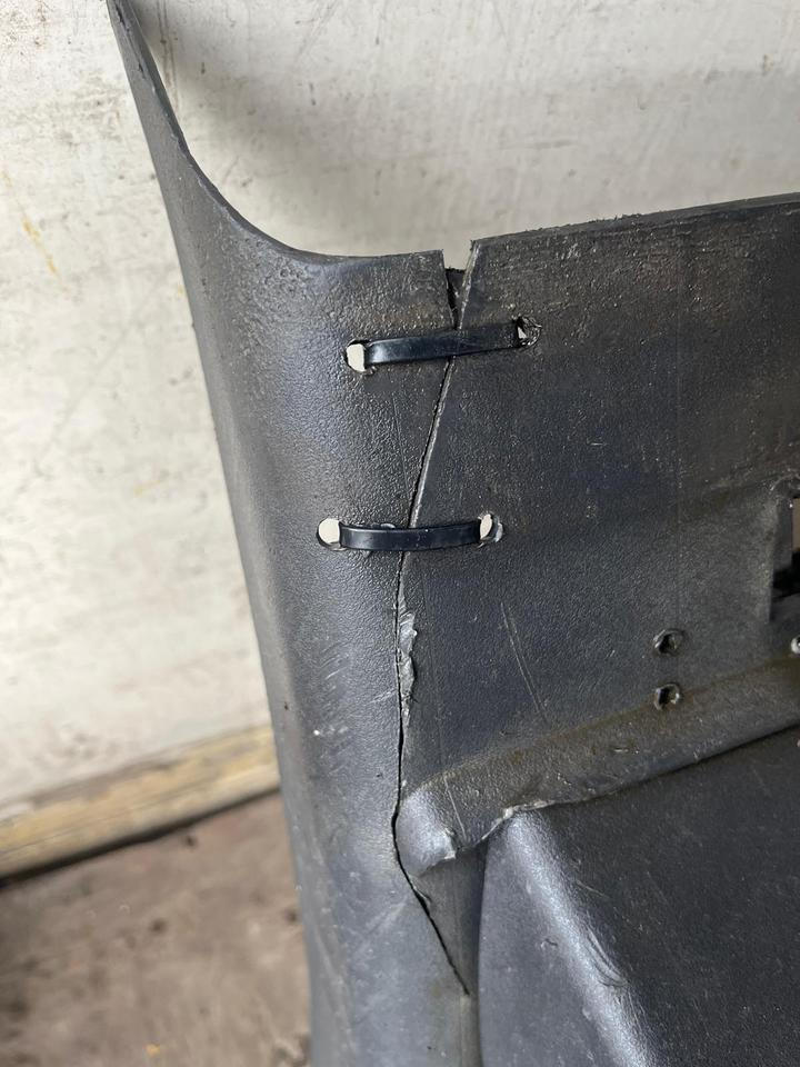 IVECO Stralis 450 Kotflügel vorne links 41299389 / 41299388 - Guardabarros para Camión: foto 3 IVECO Stralis 450 Kotflügel vorne links 41299389 / 41299388 - Guardabarros para Camión: foto 3