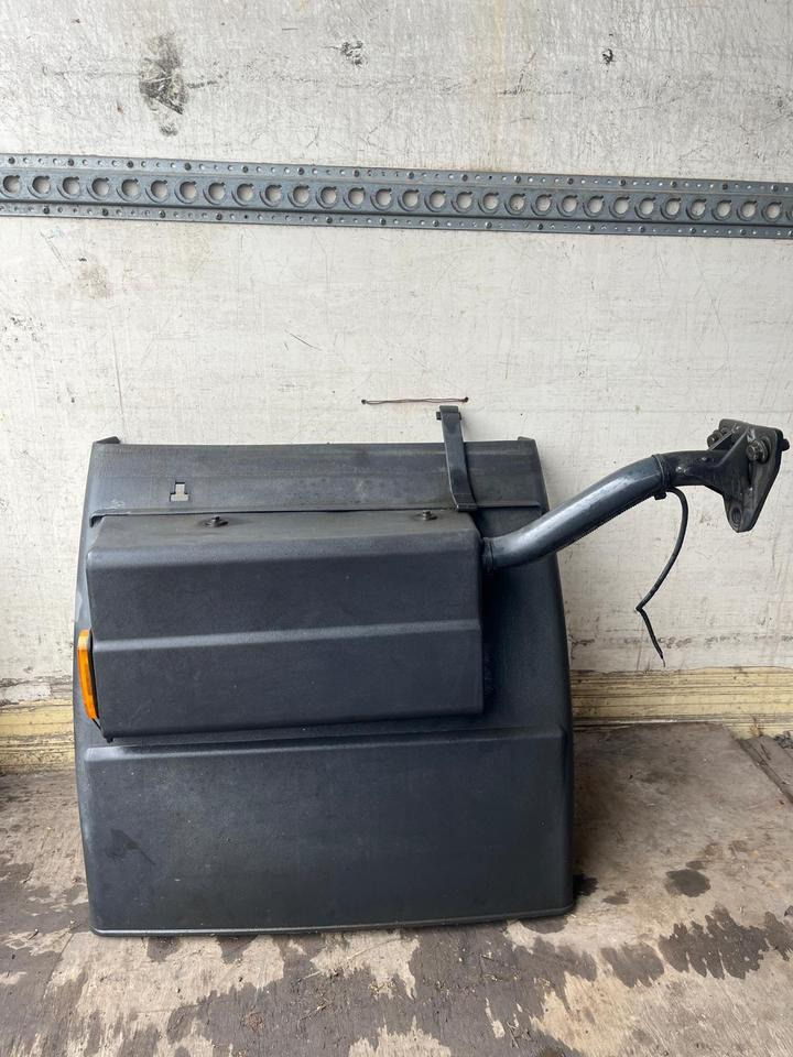 IVECO Stralis 450 Kotflügel vorne links 41299389 / 41299388 - Guardabarros para Camión: foto 1 IVECO Stralis 450 Kotflügel vorne links 41299389 / 41299388 - Guardabarros para Camión: foto 1