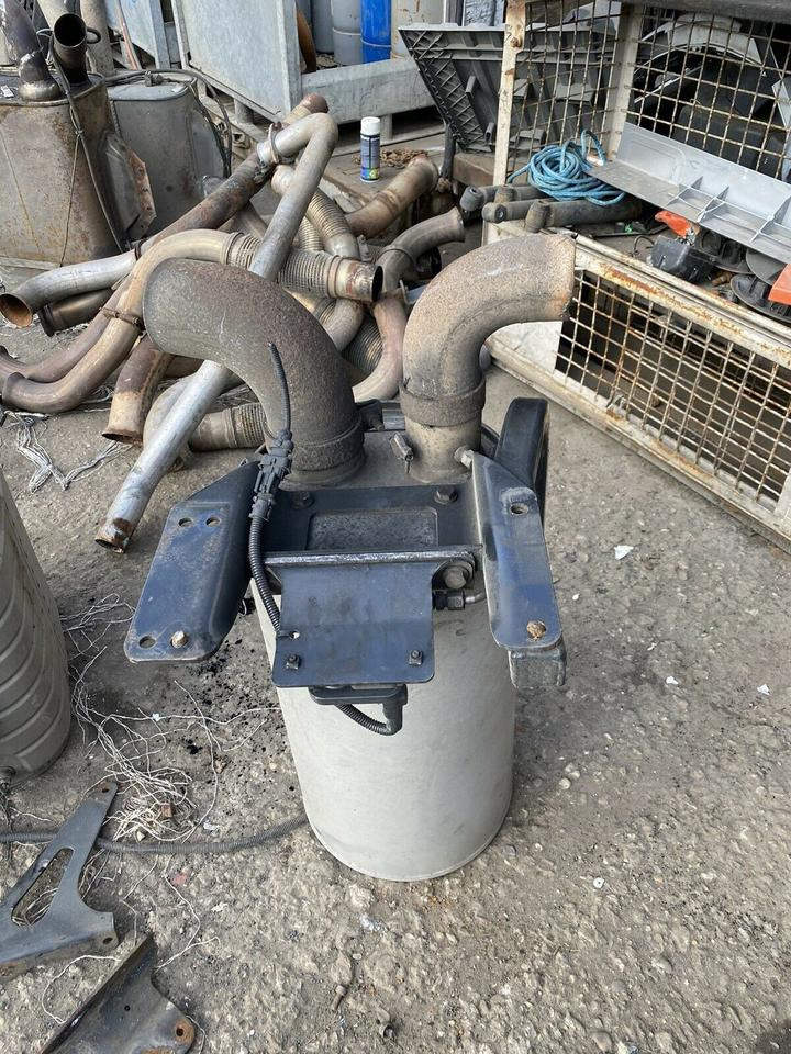 MAN TGL Auspuff Schalldämpfer Katalysator 81151010388 - Convertidor catalítico para Camión: foto 5 MAN TGL Auspuff Schalldämpfer Katalysator 81151010388 - Convertidor catalítico para Camión: foto 5