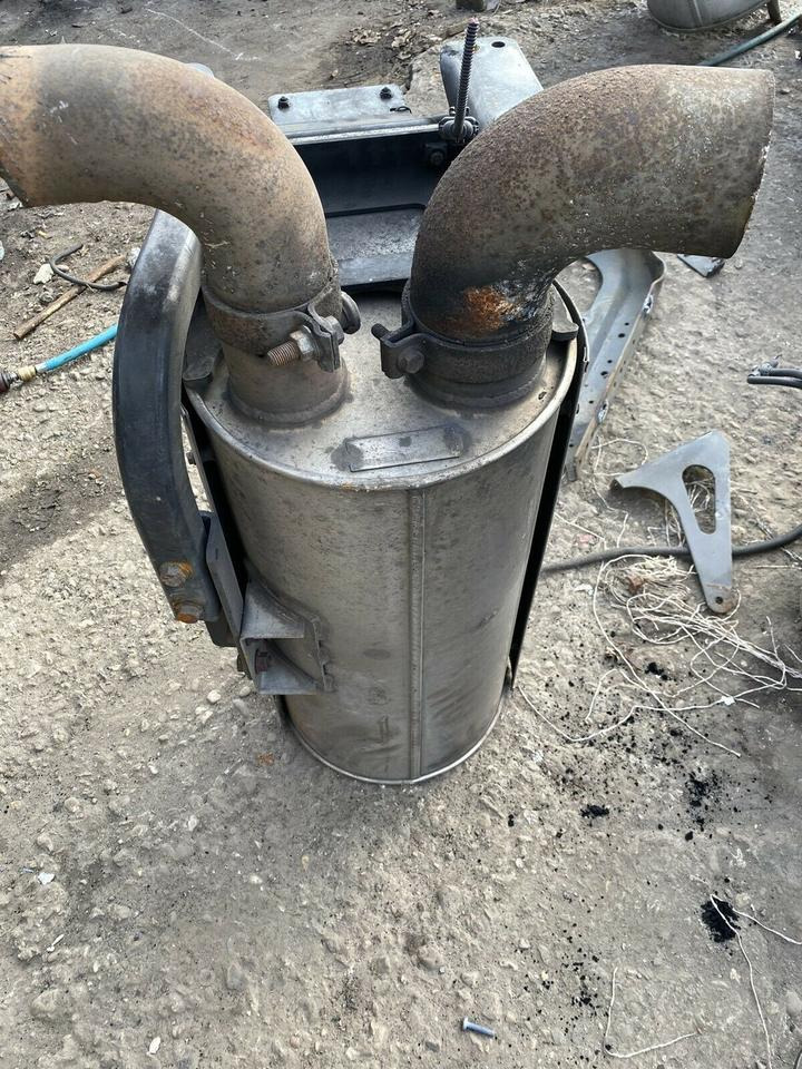 MAN TGL Auspuff Schalldämpfer Katalysator 81151010388 - Convertidor catalítico para Camión: foto 4 MAN TGL Auspuff Schalldämpfer Katalysator 81151010388 - Convertidor catalítico para Camión: foto 4