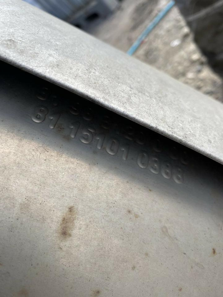 MAN TGL Auspuff Schalldämpfer Katalysator 81151010388 - Convertidor catalítico para Camión: foto 2 MAN TGL Auspuff Schalldämpfer Katalysator 81151010388 - Convertidor catalítico para Camión: foto 2