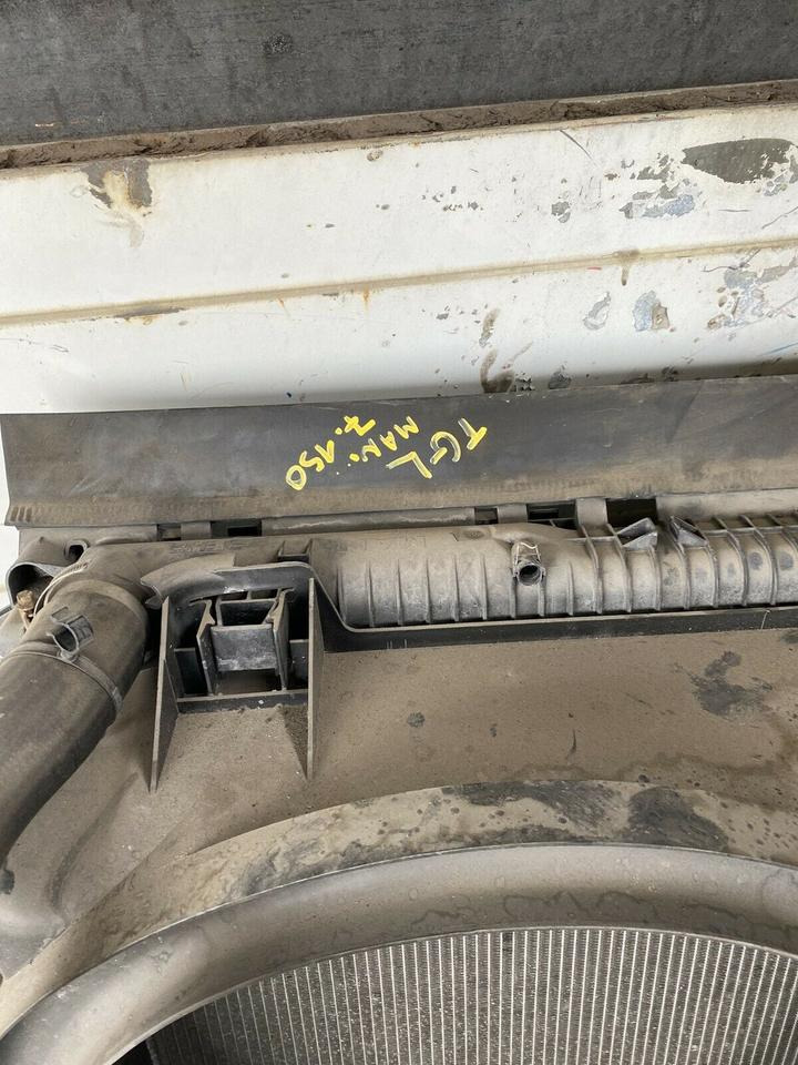 MAN TGL Kühlerpaket Wasserkühler Radiator Kühler - Radiador para Camión: foto 3 MAN TGL Kühlerpaket Wasserkühler Radiator Kühler - Radiador para Camión: foto 3