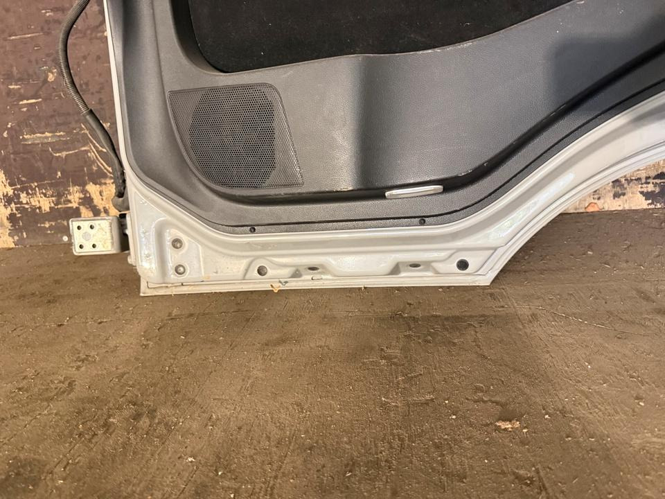 MAN TGS EU6 Beifahrertür Grau Spiegel Innenverkleidung LN 49 - Puerta y piezas para Camión: foto 5 MAN TGS EU6 Beifahrertür Grau Spiegel Innenverkleidung LN 49 - Puerta y piezas para Camión: foto 5