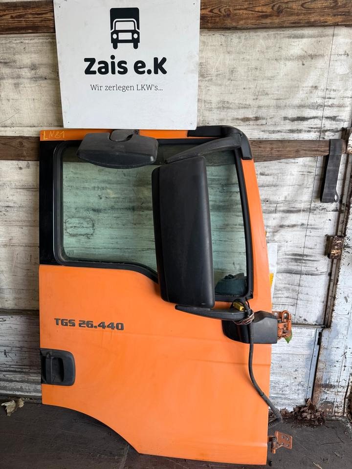MAN TGS EU6 Beifahrertür Orange Spiegel Innenverkleidung LN 81 - Puerta y piezas para Camión: foto 1 MAN TGS EU6 Beifahrertür Orange Spiegel Innenverkleidung LN 81 - Puerta y piezas para Camión: foto 1