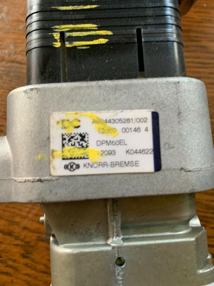 Mercedes Actros Handknorrbremse A 004 430 5281 - Palanca de cambio para Camión: foto 2 Mercedes Actros Handknorrbremse A 004 430 5281 - Palanca de cambio para Camión: foto 2