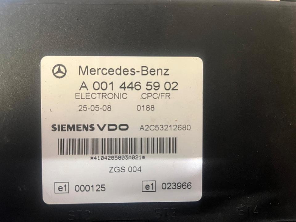 Mercedes Siemens VDO Electronic CPC/FR Steuergerät A0014465902 - Unidad de control para Camión: foto 2 Mercedes Siemens VDO Electronic CPC/FR Steuergerät A0014465902 - Unidad de control para Camión: foto 2