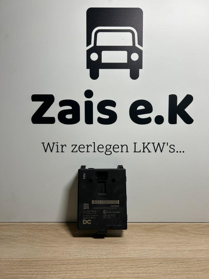 Mercedes Atego 4 EU6 Central Gateway Steuergerät A0004461927 - Piezas de recambio: foto 1 Mercedes Atego 4 EU6 Central Gateway Steuergerät A0004461927 - Piezas de recambio: foto 1