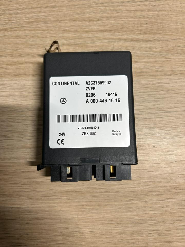 Mercedes Atego 4 EU6 Continental ZVFB Steuergerät A0004461616 - Piezas de recambio: foto 2 Mercedes Atego 4 EU6 Continental ZVFB Steuergerät A0004461616 - Piezas de recambio: foto 2