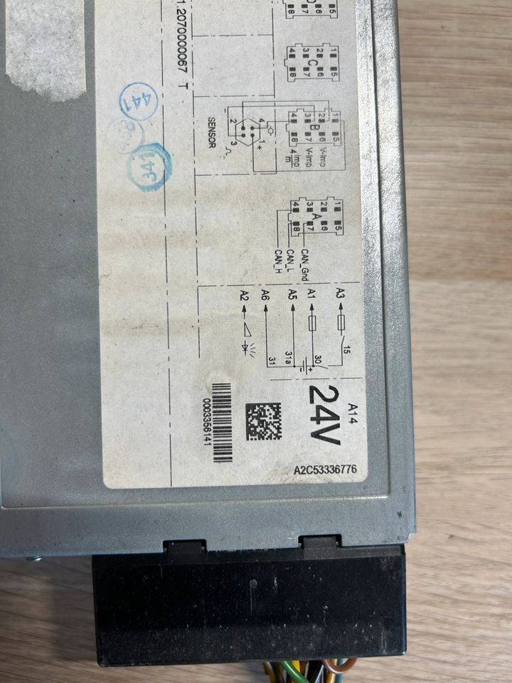 VDO A2C53336776 Digital Tachograph - Piezas de recambio: foto 4 VDO A2C53336776 Digital Tachograph - Piezas de recambio: foto 4