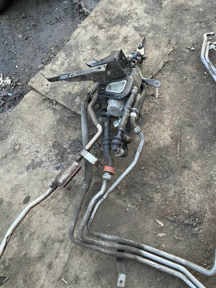 Standheizung Mercedes Actros MP4 A9608304961 Webasto 9026296B - Calefacción/ Ventilación para Camión: foto 1 Standheizung Mercedes Actros MP4 A9608304961 Webasto 9026296B - Calefacción/ Ventilación para Camión: foto 1