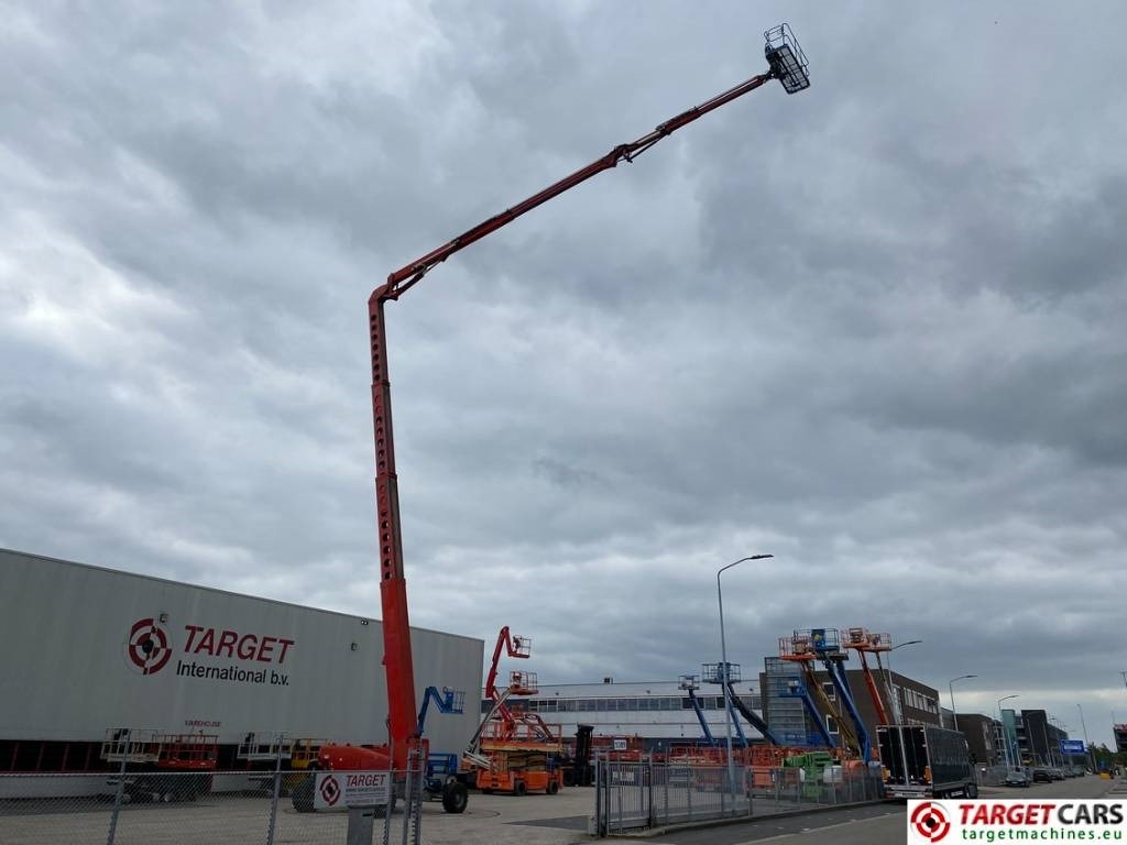 Leasing de Genie Z-135/70 Articulated 4x4x4 Diesel Boom Lift 4315cm  Genie Z-135/70 Articulated 4x4x4 Diesel Boom Lift 4315cm: foto 7