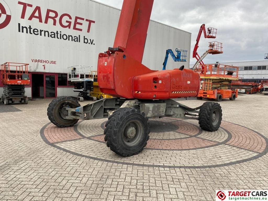 Leasing de Genie Z-135/70 Articulated 4x4x4 Diesel Boom Lift 4315cm  Genie Z-135/70 Articulated 4x4x4 Diesel Boom Lift 4315cm: foto 25