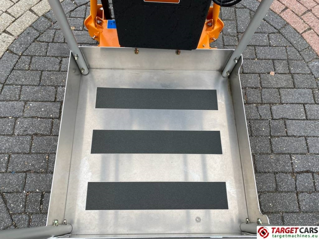 Plataforma de mástil vertical nuevo Hangcha HV80M-LC Electric DC Vertical Mast Work Lift 820cm: foto 8 Plataforma de mástil vertical nuevo Hangcha HV80M-LC Electric DC Vertical Mast Work Lift 820cm: foto 8