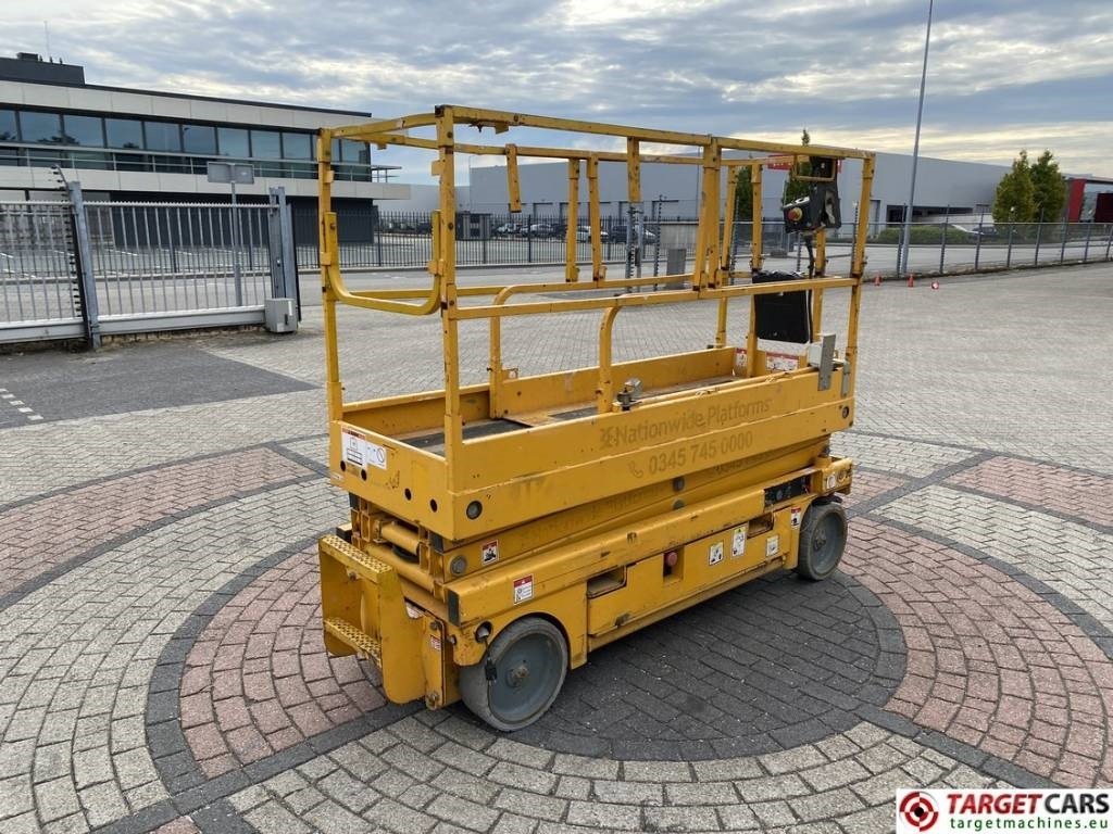 Haulotte Compact 8 Electric Scissor Work Lift 818cm - Plataforma de tijeras: foto 3 Haulotte Compact 8 Electric Scissor Work Lift 818cm - Plataforma de tijeras: foto 3