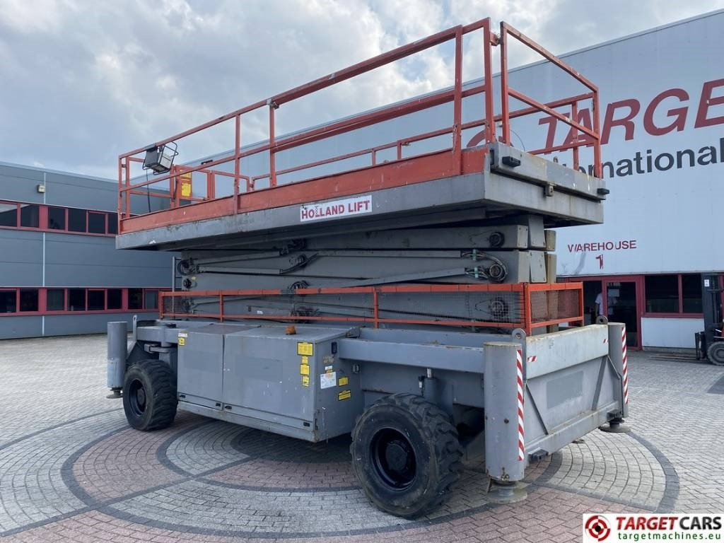 Holland Lift Combistar M-250DL27 diesel scissor worklift 27.20M - Plataforma de tijeras: foto 4 Holland Lift Combistar M-250DL27 diesel scissor worklift 27.20M - Plataforma de tijeras: foto 4