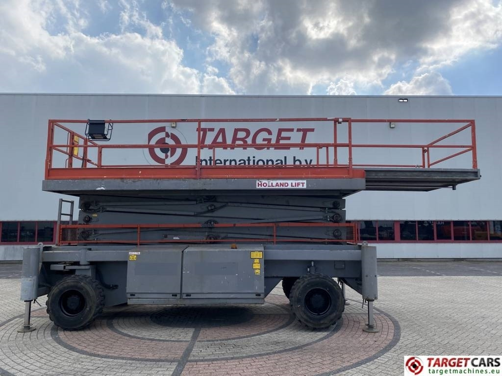Holland Lift Combistar M-250DL27 diesel scissor worklift 27.20M - Plataforma de tijeras: foto 5 Holland Lift Combistar M-250DL27 diesel scissor worklift 27.20M - Plataforma de tijeras: foto 5