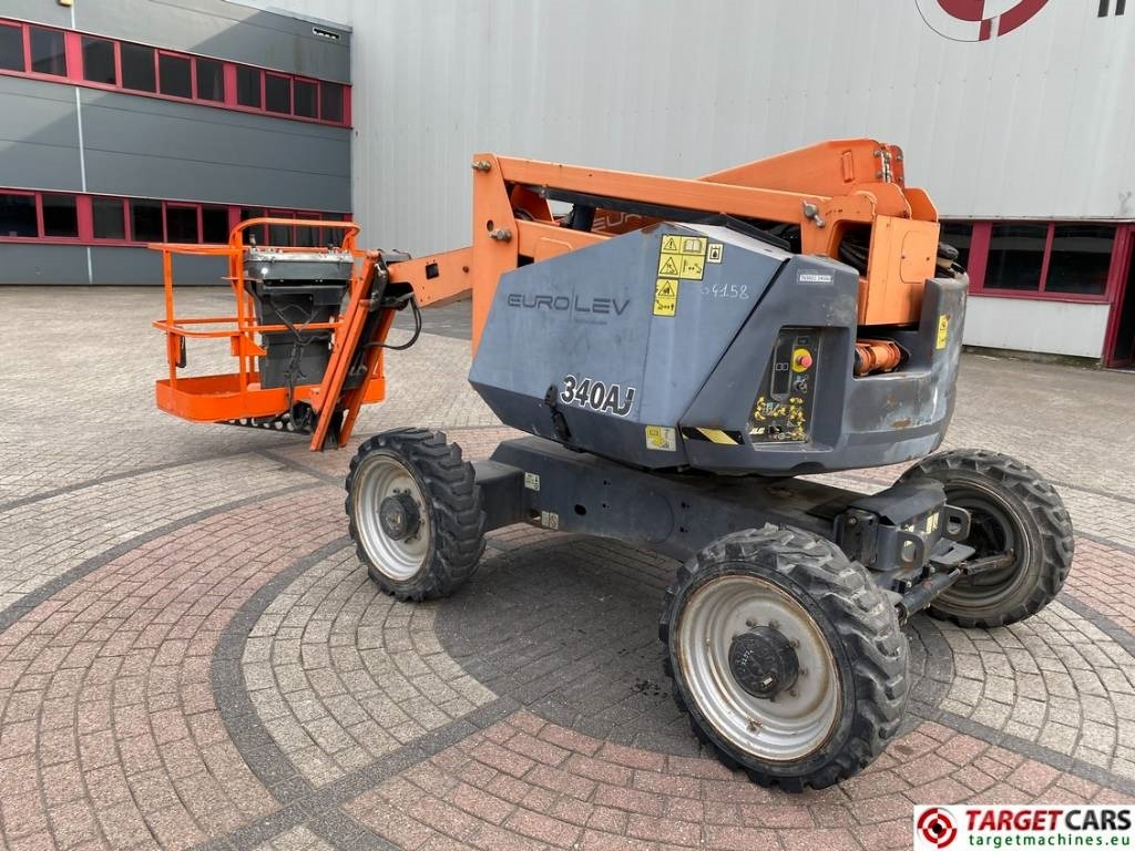 JLG 340AJ Articulated 4x4 Diesel Boom Work Lift 1233cm - Plataforma articulada: foto 4 JLG 340AJ Articulated 4x4 Diesel Boom Work Lift 1233cm - Plataforma articulada: foto 4