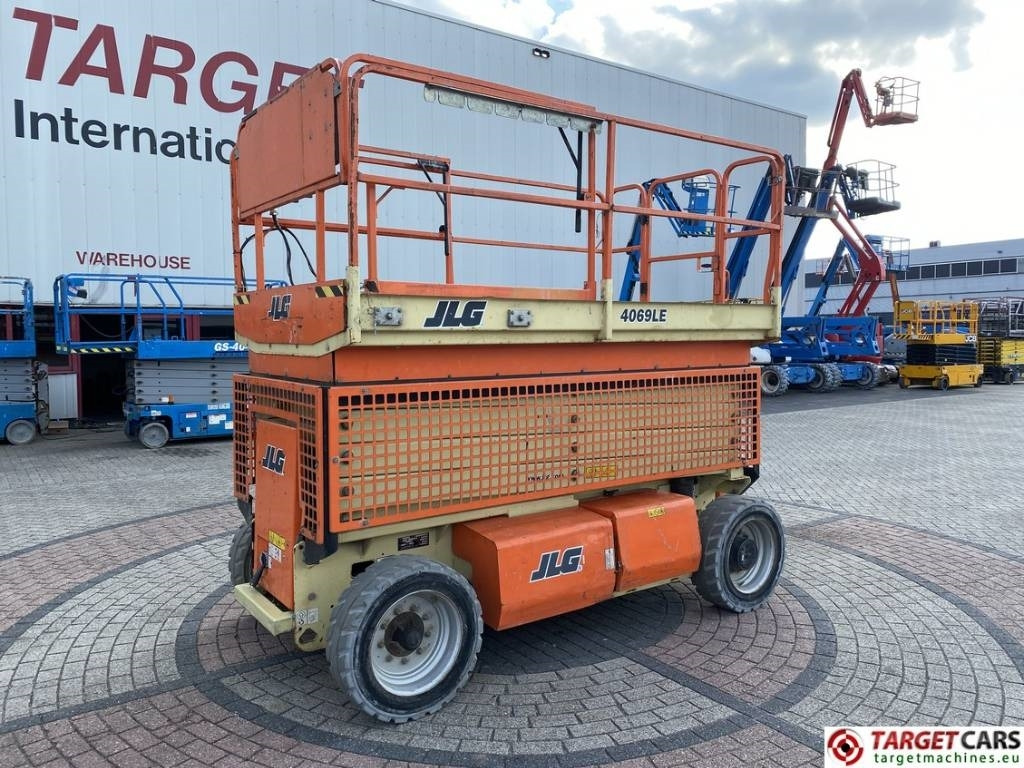 JLG 4069LE Electric Scissor Work Lift 1419cm - Plataforma de tijeras: foto 1 JLG 4069LE Electric Scissor Work Lift 1419cm - Plataforma de tijeras: foto 1