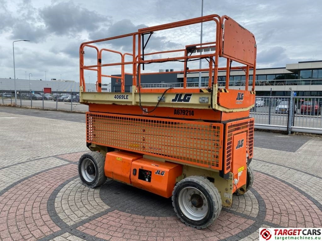 JLG 4069LE Electric Scissor Work Lift 1419cm - Plataforma de tijeras: foto 2 JLG 4069LE Electric Scissor Work Lift 1419cm - Plataforma de tijeras: foto 2