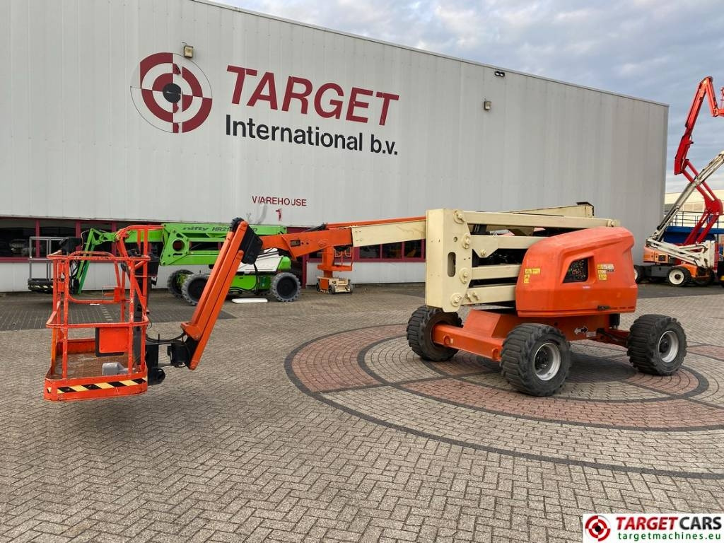 JLG 520AJ Articulated 4x4 Diesel Boom Work Lift 1800cm - Plataforma articulada: foto 1 JLG 520AJ Articulated 4x4 Diesel Boom Work Lift 1800cm - Plataforma articulada: foto 1