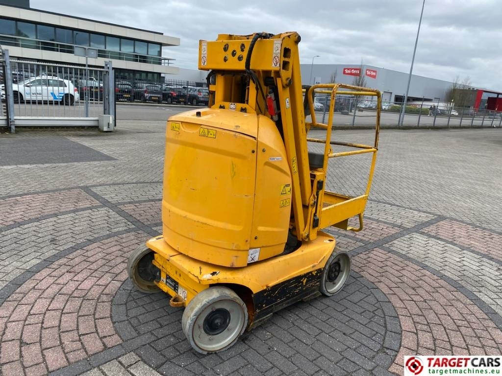 JLG Toucan 8E Electric Vertical Work Lift 820cm DEFECT - Plataforma de mástil vertical: foto 3 JLG Toucan 8E Electric Vertical Work Lift 820cm DEFECT - Plataforma de mástil vertical: foto 3