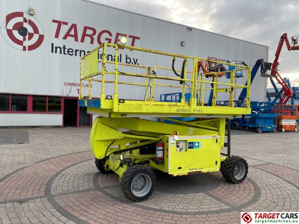 MEC 2684RT Diesel 4x4 Scissor Lift Speed-Level 992cm - Plataforma de tijeras: foto 1 MEC 2684RT Diesel 4x4 Scissor Lift Speed-Level 992cm - Plataforma de tijeras: foto 1