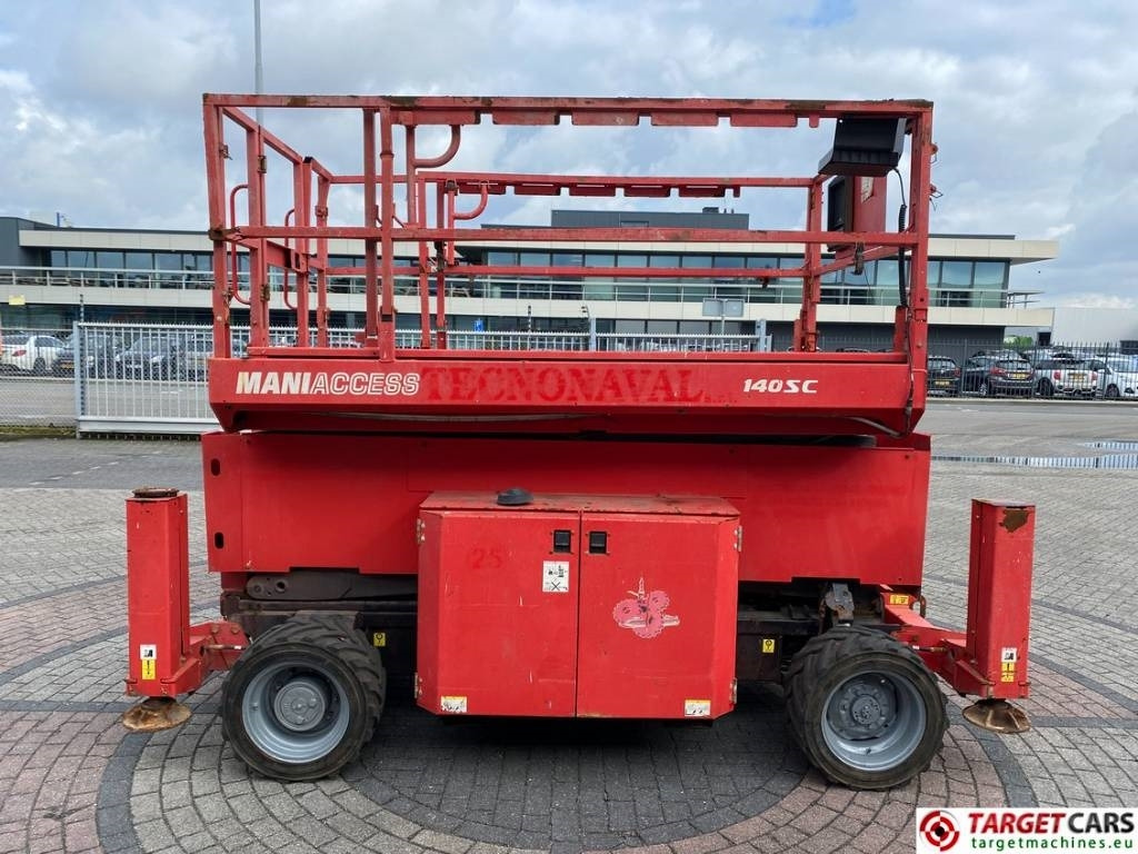Leasing de Manitou 140SC Diesel 4x4 Scissor Work Lift 1412cm Manitou 140SC Diesel 4x4 Scissor Work Lift 1412cm: foto 32 Leasing de Manitou 140SC Diesel 4x4 Scissor Work Lift 1412cm Manitou 140SC Diesel 4x4 Scissor Work Lift 1412cm: foto 32