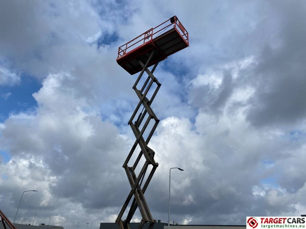 Leasing de Manitou 140SC Diesel 4x4 Scissor Work Lift 1412cm Manitou 140SC Diesel 4x4 Scissor Work Lift 1412cm: foto 27 Leasing de Manitou 140SC Diesel 4x4 Scissor Work Lift 1412cm Manitou 140SC Diesel 4x4 Scissor Work Lift 1412cm: foto 27