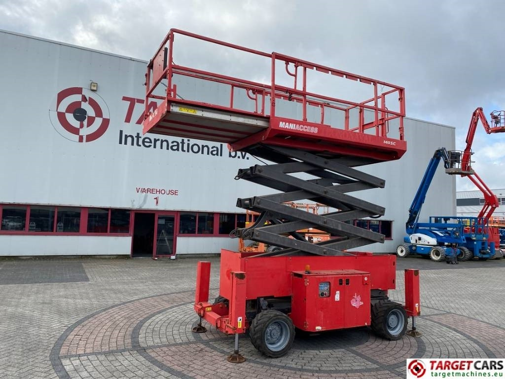 Leasing de Manitou 140SC Diesel 4x4 Scissor Work Lift 1412cm Manitou 140SC Diesel 4x4 Scissor Work Lift 1412cm: foto 20 Leasing de Manitou 140SC Diesel 4x4 Scissor Work Lift 1412cm Manitou 140SC Diesel 4x4 Scissor Work Lift 1412cm: foto 20