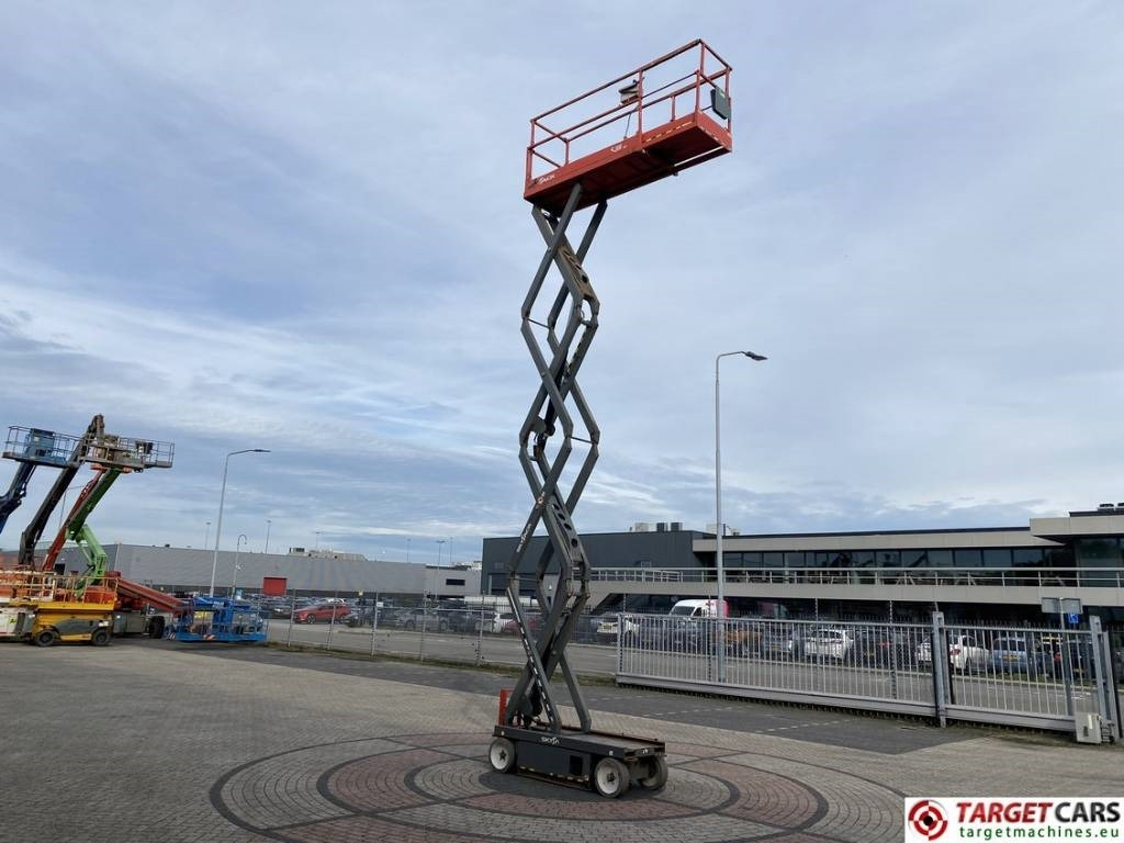 Plataforma de tijeras SkyJack SJIII-3226 Electric 3226 Scissor Work Lift 990cm: foto 7