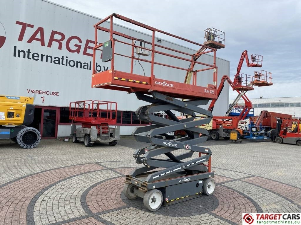 Plataforma de tijeras SkyJack SJIII-3226 Electric 3226 Scissor Work Lift 990cm: foto 31