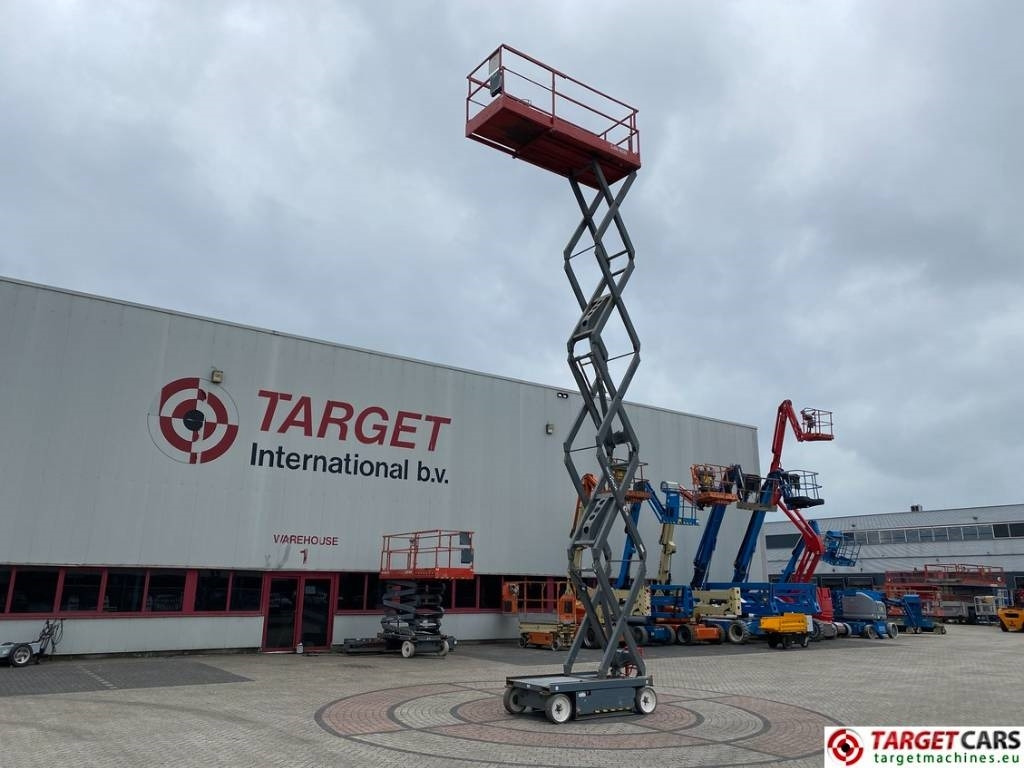 SkyJack SJIII-4632 Electric Scissor Work Lift 1170cm - Plataforma de tijeras: foto 5 SkyJack SJIII-4632 Electric Scissor Work Lift 1170cm - Plataforma de tijeras: foto 5