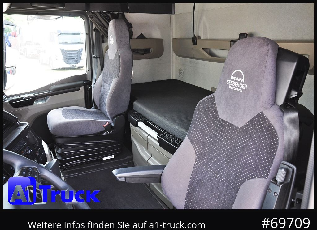 MAN TGX 18,470 BLS Intarder Standklima, Soundsysem - Cabeza tractora: foto 4 MAN TGX 18,470 BLS Intarder Standklima, Soundsysem - Cabeza tractora: foto 4