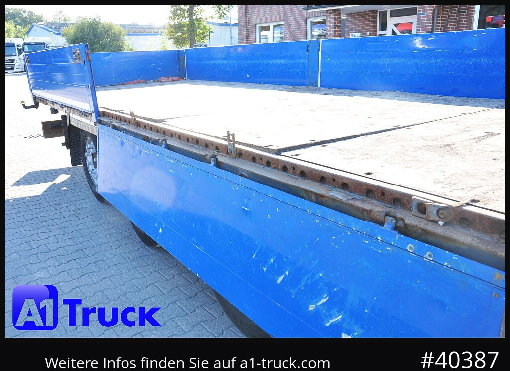 KRONE Mega, Pritsche, 1 Vorbesitzer, TÜV 01-2026, Staplerhalterung - Semirremolque plataforma/ Caja abierta: foto 3 KRONE Mega, Pritsche, 1 Vorbesitzer, TÜV 01-2026, Staplerhalterung - Semirremolque plataforma/ Caja abierta: foto 3