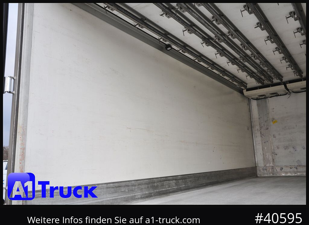 SCHMITZ Achwege & Tönjes, Rohrbahn, Fleisch, Schmitz Aufbau - Remolque frigorífico: foto 5 SCHMITZ Achwege & Tönjes, Rohrbahn, Fleisch, Schmitz Aufbau - Remolque frigorífico: foto 5