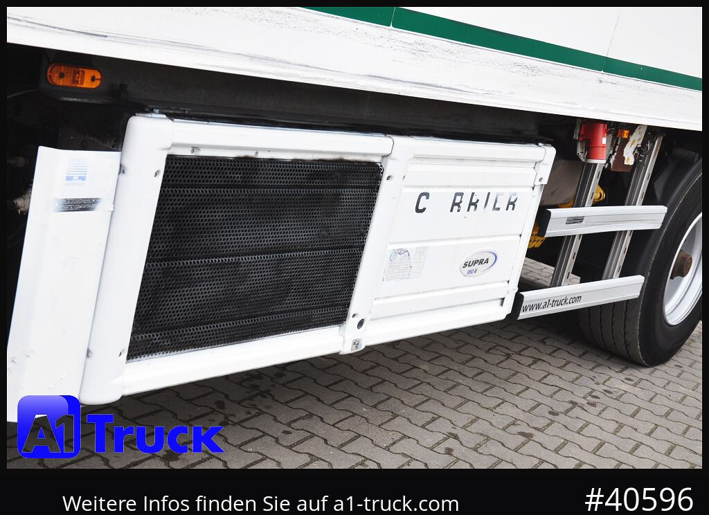 SCHMITZ Achwege & Tönjes, Rohrbahn, Fleisch, TÜR fehlt - Remolque frigorífico: foto 2 SCHMITZ Achwege & Tönjes, Rohrbahn, Fleisch, TÜR fehlt - Remolque frigorífico: foto 2