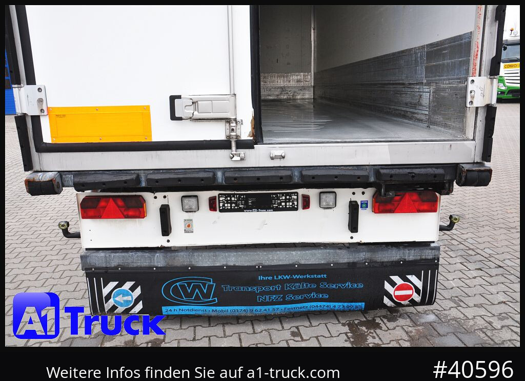 SCHMITZ Achwege & Tönjes, Rohrbahn, Fleisch, TÜR fehlt - Remolque frigorífico: foto 3 SCHMITZ Achwege & Tönjes, Rohrbahn, Fleisch, TÜR fehlt - Remolque frigorífico: foto 3