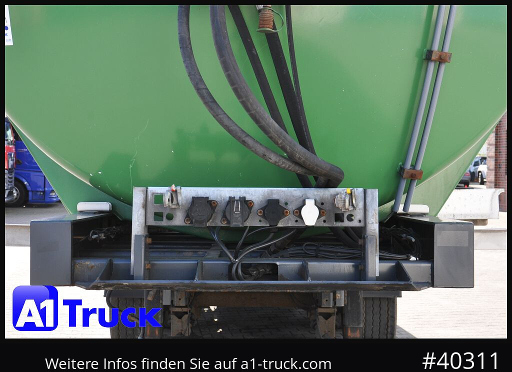 SCHWARTE JANSKY Kumm TA 30/3, 30m³, Gülle, Gärreste, Lenkachse - Semirremolque cisterna: foto 4 SCHWARTE JANSKY Kumm TA 30/3, 30m³, Gülle, Gärreste, Lenkachse - Semirremolque cisterna: foto 4