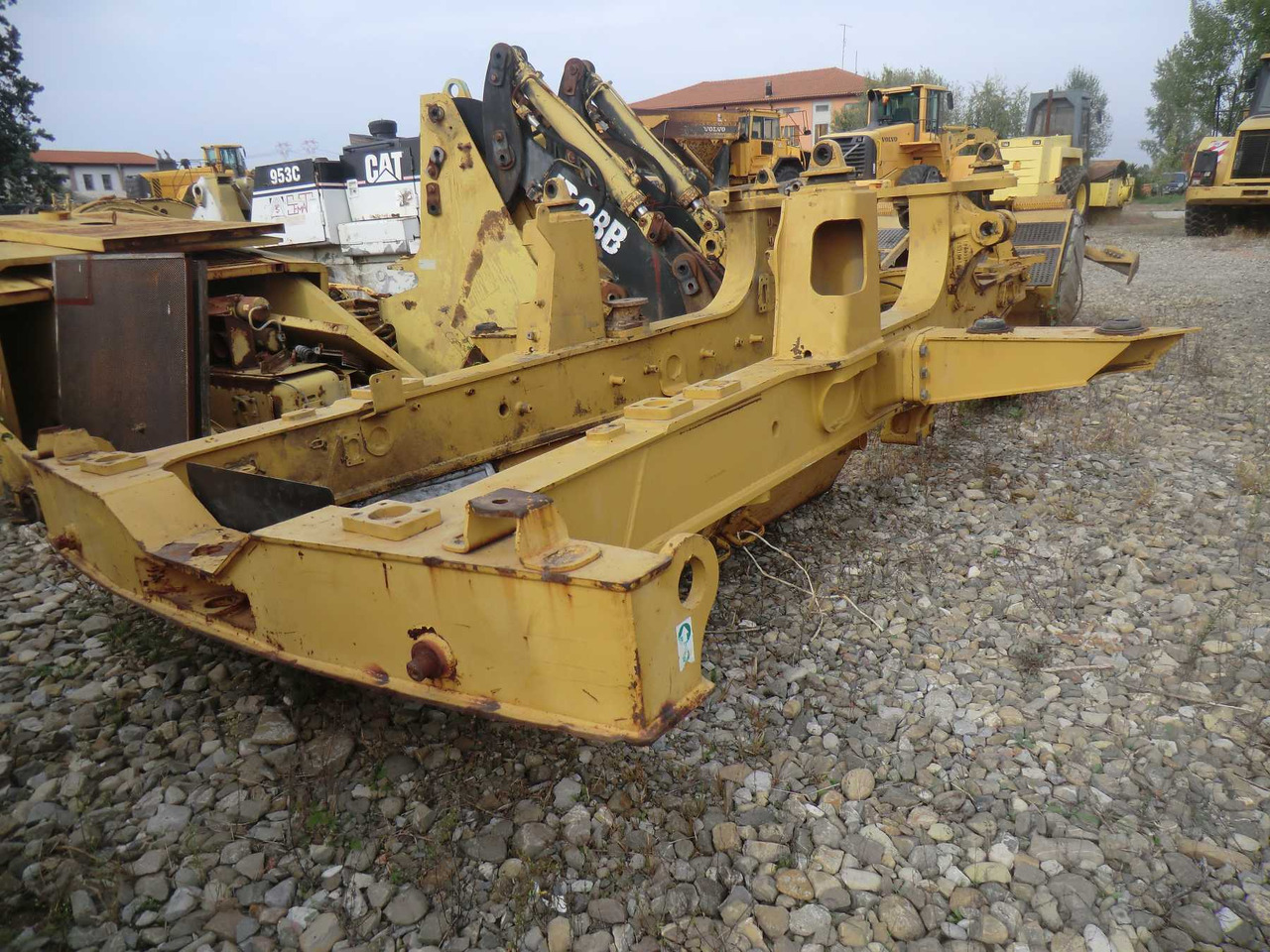 Caterpillar 735 TELAIO ANTERIORE - Bastidor/ Chasis para Maquinaria de construcción: foto 2 Caterpillar 735 TELAIO ANTERIORE - Bastidor/ Chasis para Maquinaria de construcción: foto 2