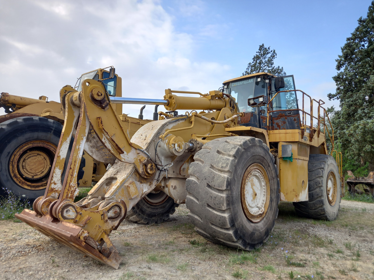 Caterpillar 988H Pala gommata 988H in buone condizione. - Cargadora de ruedas: foto 3 Caterpillar 988H Pala gommata 988H in buone condizione. - Cargadora de ruedas: foto 3