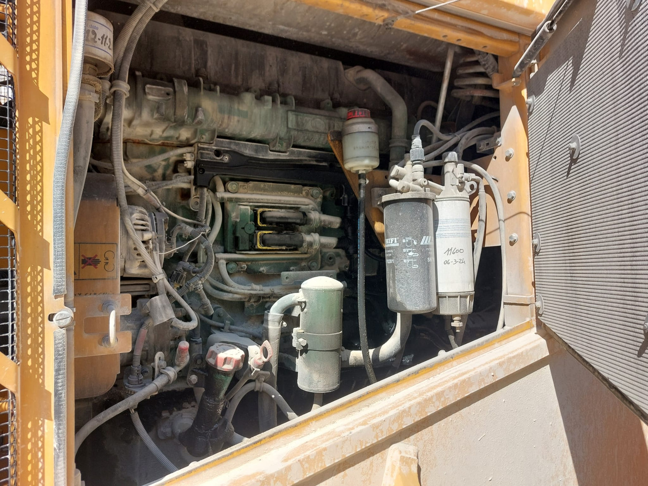 Cargadora de ruedas KAWASAKI 115ZV-2: foto 8 Cargadora de ruedas KAWASAKI 115ZV-2: foto 8