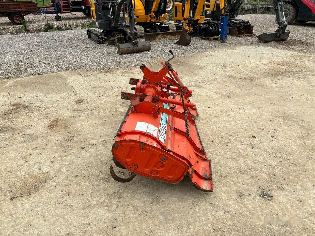 Kubota R 15 N - Rotocultivador: foto 3 Kubota R 15 N - Rotocultivador: foto 3