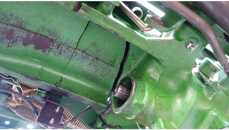 John Deere 790 4x4 SCHADE--UNFALL-- ACCIDENT - Tractor: foto 4 John Deere 790 4x4 SCHADE--UNFALL-- ACCIDENT - Tractor: foto 4