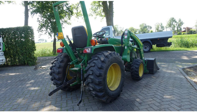 John Deere 790 4x4 SCHADE--UNFALL-- ACCIDENT - Tractor: foto 3 John Deere 790 4x4 SCHADE--UNFALL-- ACCIDENT - Tractor: foto 3