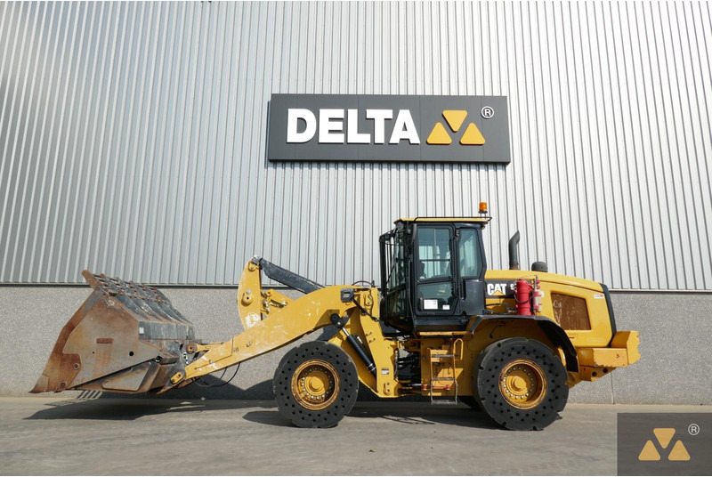 Caterpillar 938M - Cargadora de ruedas: foto 1 Caterpillar 938M - Cargadora de ruedas: foto 1